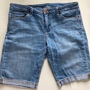 Banana republic Bermuda Jean shorts